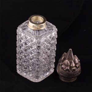 Unusual Russian Art Nouveau silver and cut-glass shtof — image 4