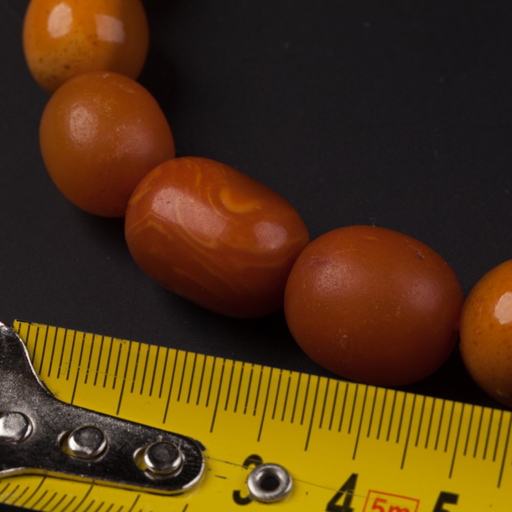 Antique amber necklace. — image 3