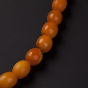 Antique amber necklace. — image 4