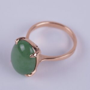 Gold ring with Jade stone. — image 2