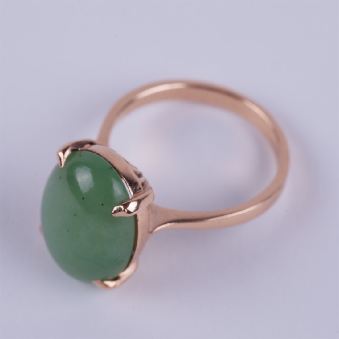 Gold ring with Jade stone. — image 2