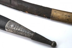Lot of 2 Scabbards. — image 5