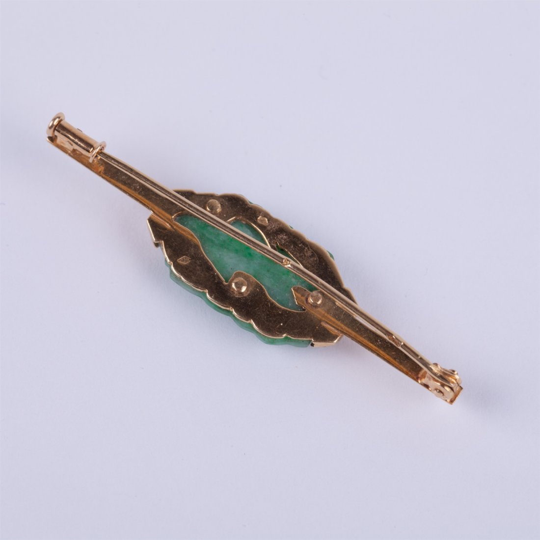 18K gold brooch with Jade stone, diamonds, pearls. — image 2