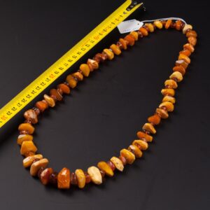 Antique amber necklace. — image 2