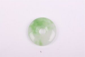 Jade pendant. — image 3