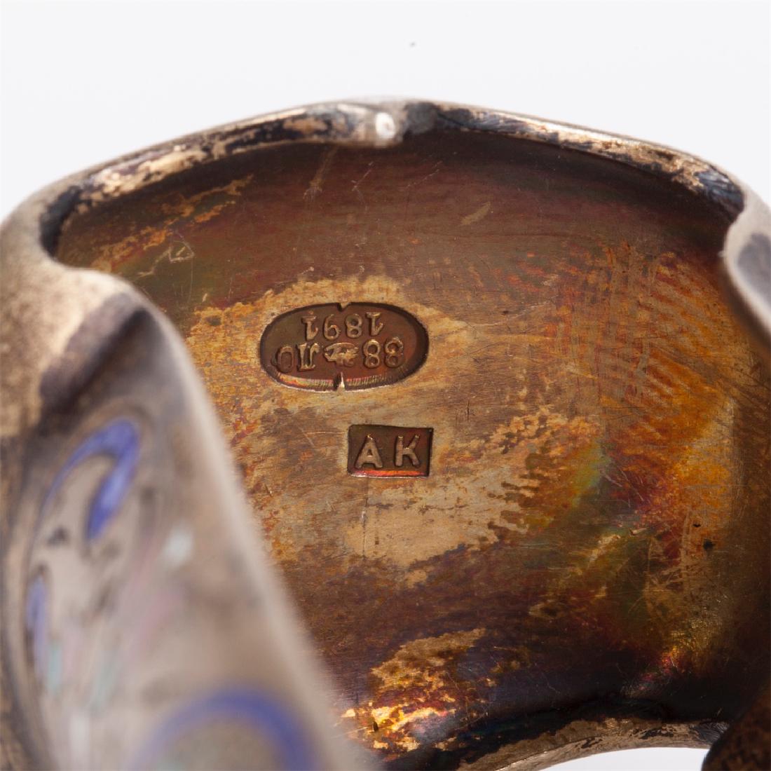 Russian silver-gilt and enamel sugar tongs — image 4