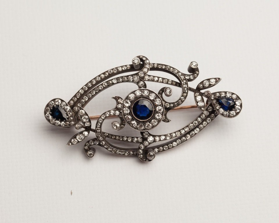 Russian diamond and sapphires brooch — image 1