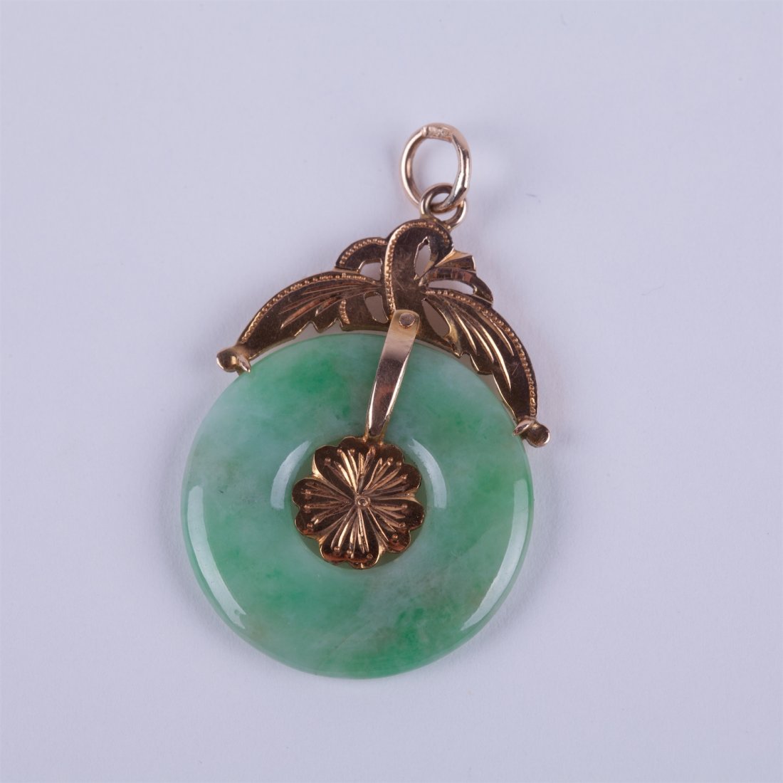 Jade pendant with gold 9K. . — image 2