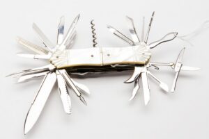 Universal steel and mother-of-pearl flic knife. — image 1