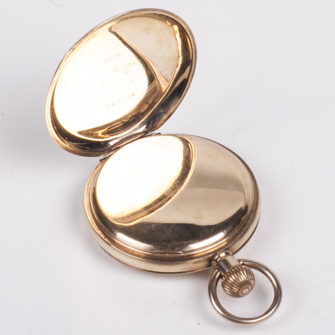 Gilded demi-hunter cased pocket watch "A.W.W Co" — image 6