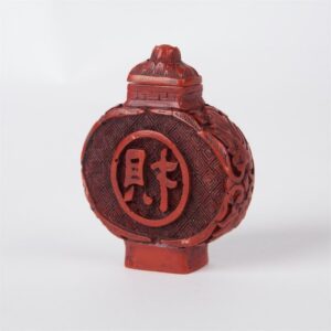 Chinese snuff bottle. — image 2