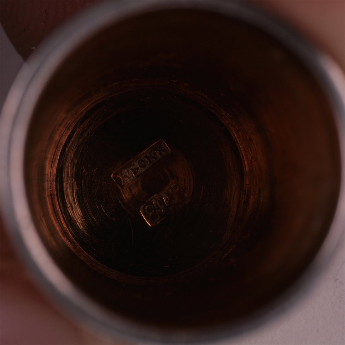 Decorative silver thimble in a case. K.Bok. — image 4