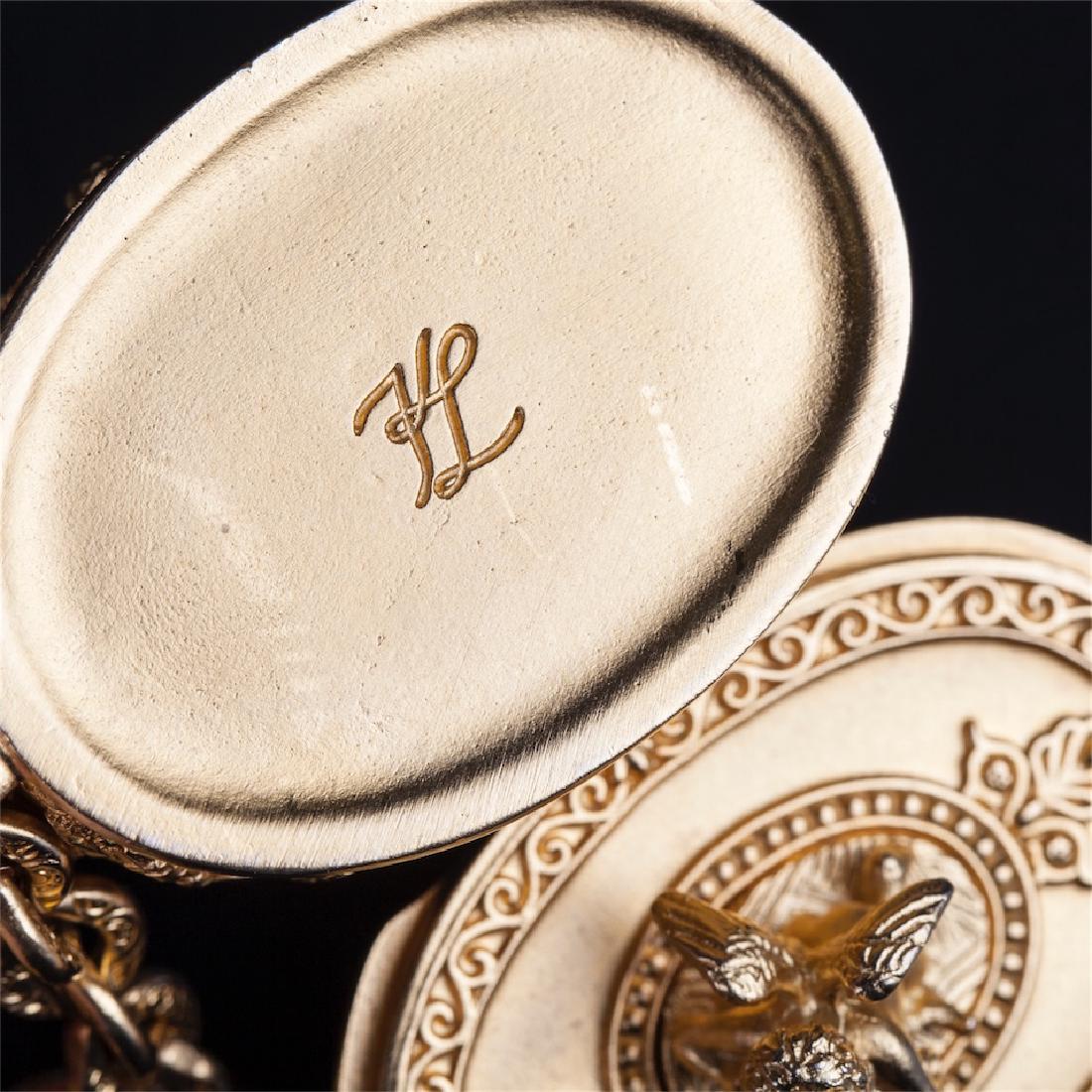 Karl Lagerfeld gilt pendant - pill box with chain — image 5
