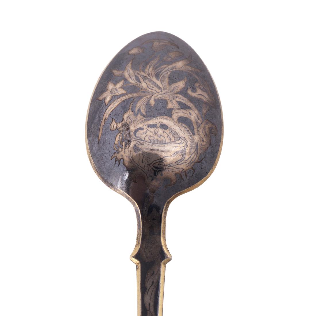 Russian silver-gilt and niello spoon — image 3