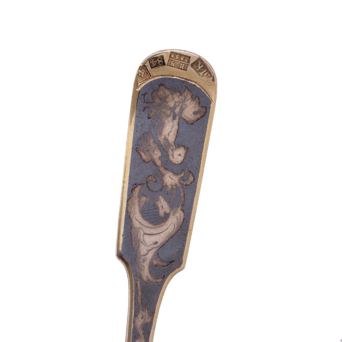 Russian silver-gilt and niello spoon — image 4