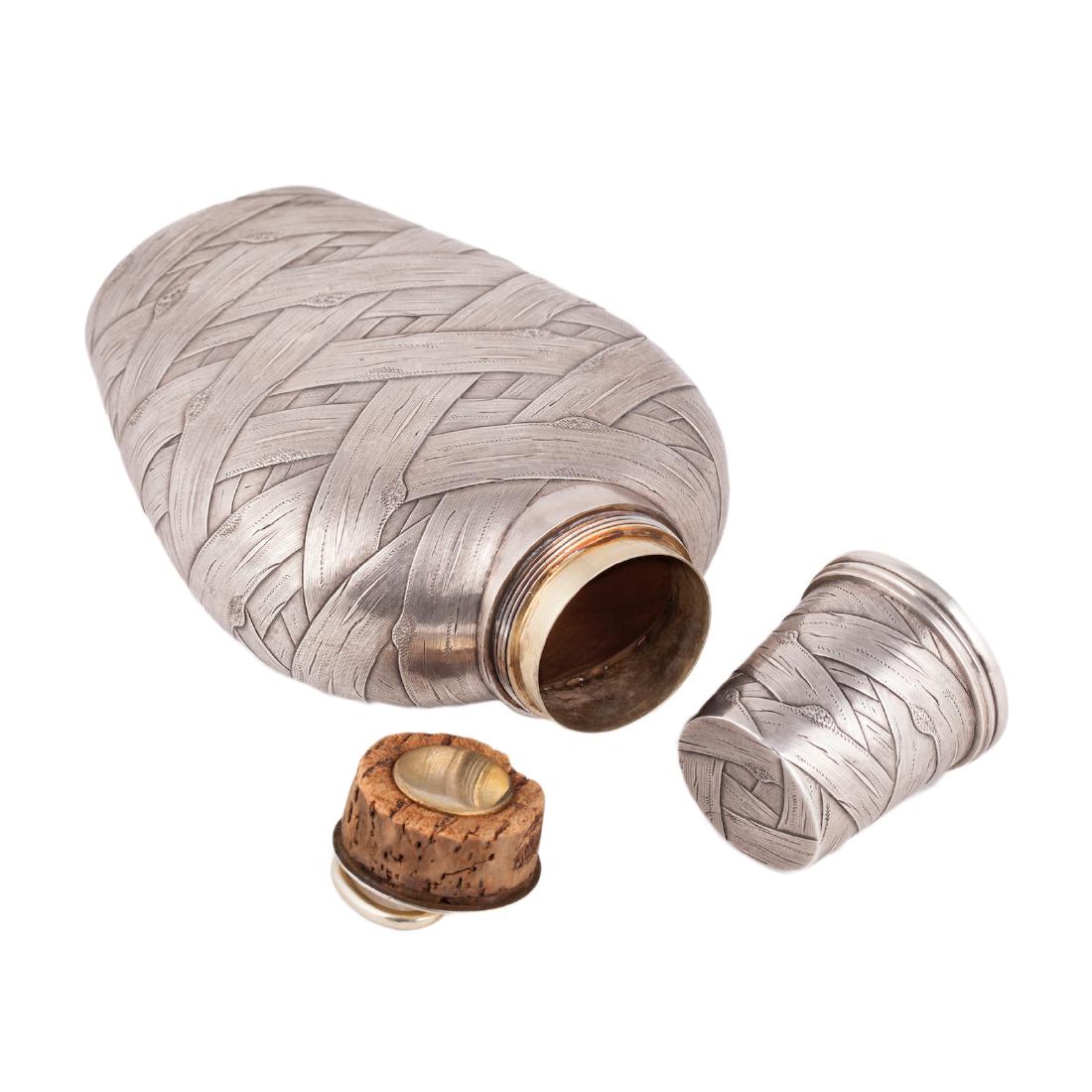 Trompe l'oeil silver flask, Petersburg, 1887 — image 3