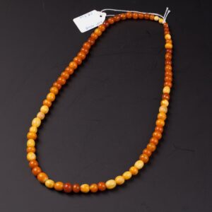 Antique amber necklace. — image 1