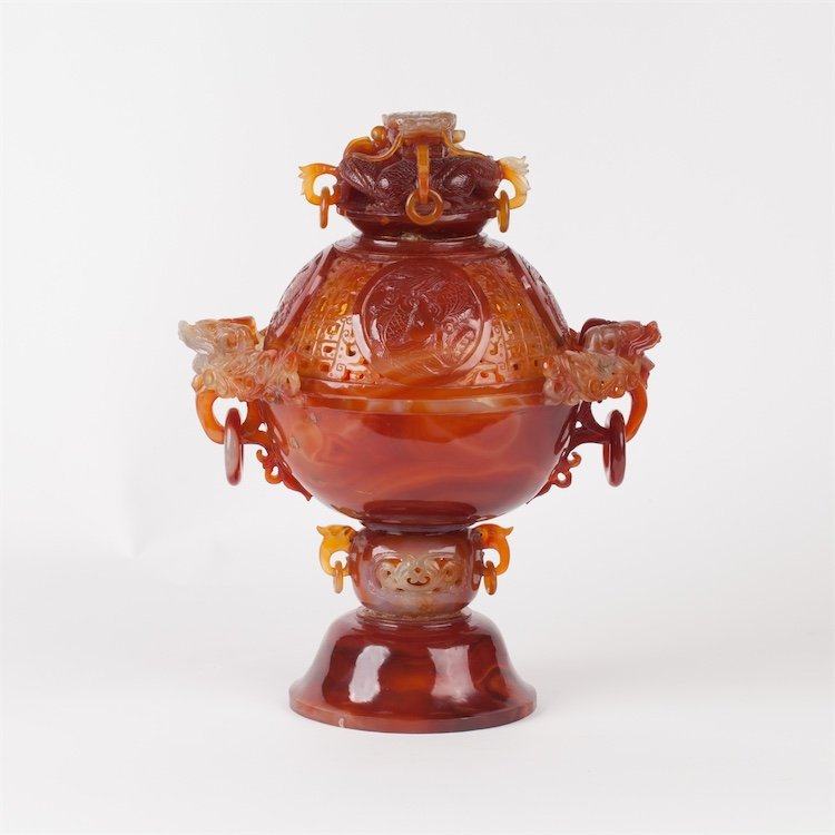 Asian carved agate vessel. — image 1