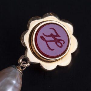 Carl Lagerfeld set of brooch,earclips with artificial — image 2