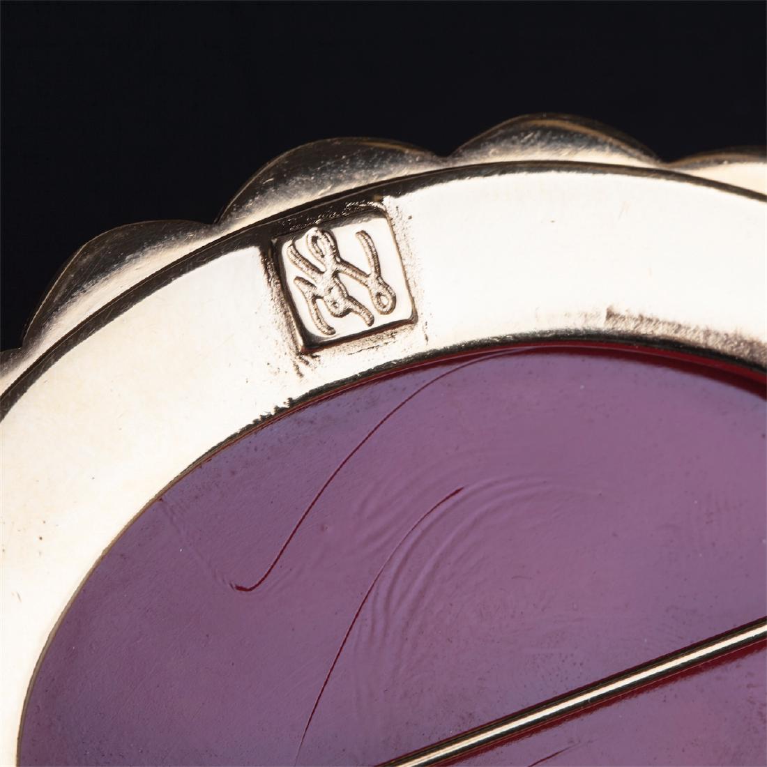 Carl Lagerfeld set of brooch,earclips with artificial — image 4