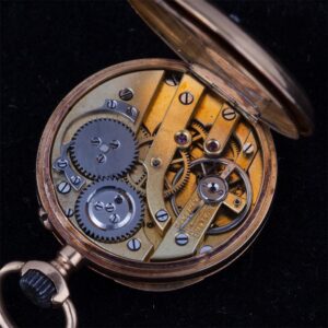 Gold, 18K, women pocket watch with enamel and diamonds — image 4
