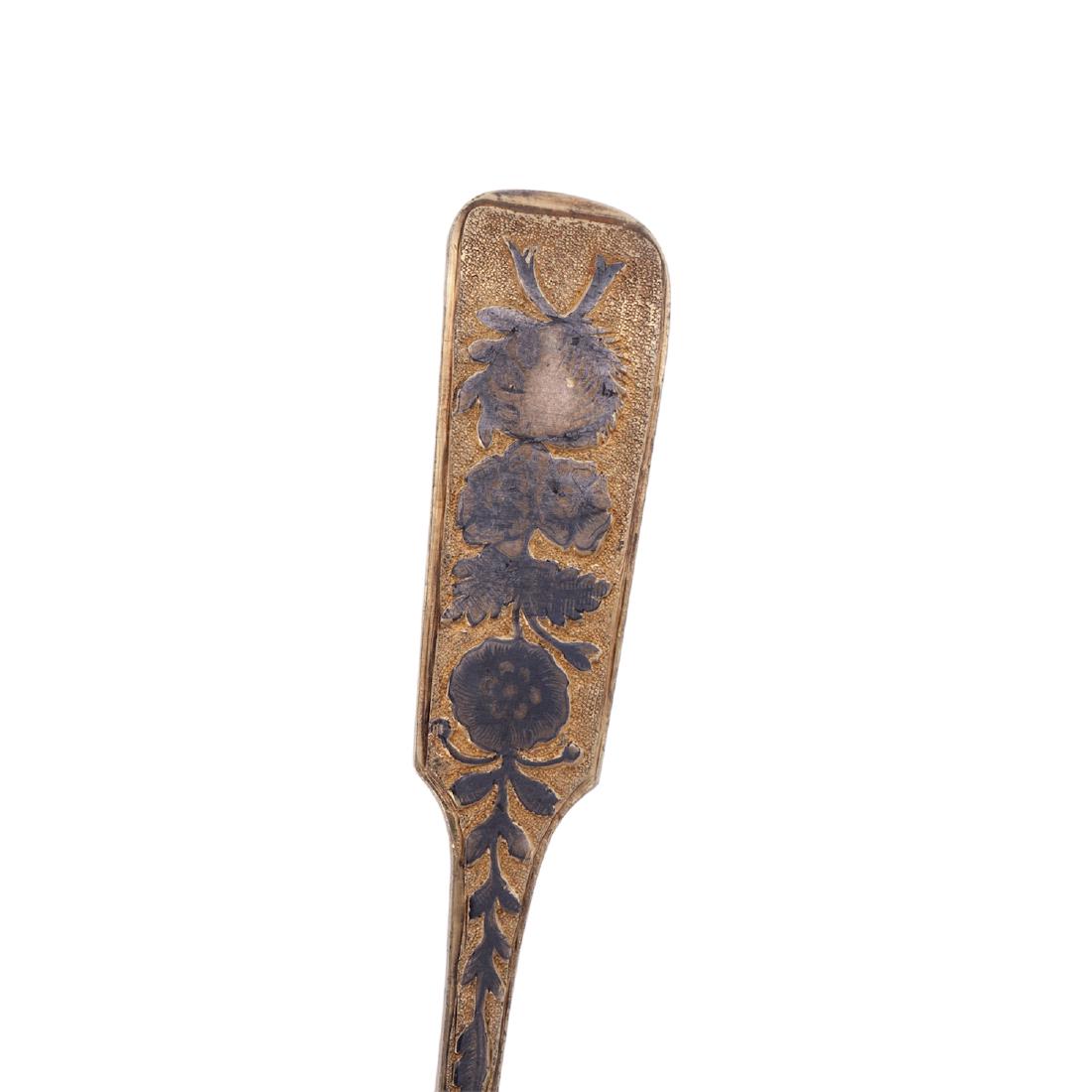 Russian silver-gilt and niello spoon — image 3
