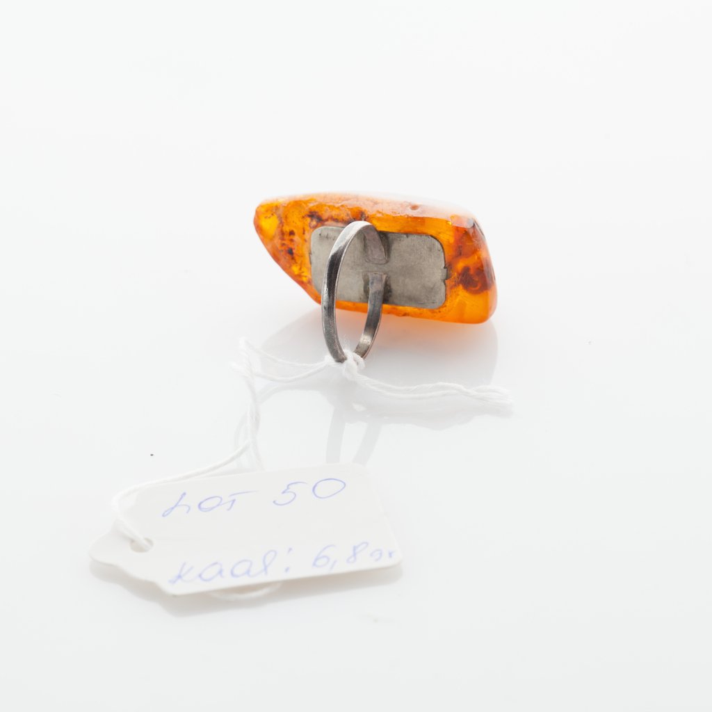 Natural Old Baltic Amber ring. — image 2