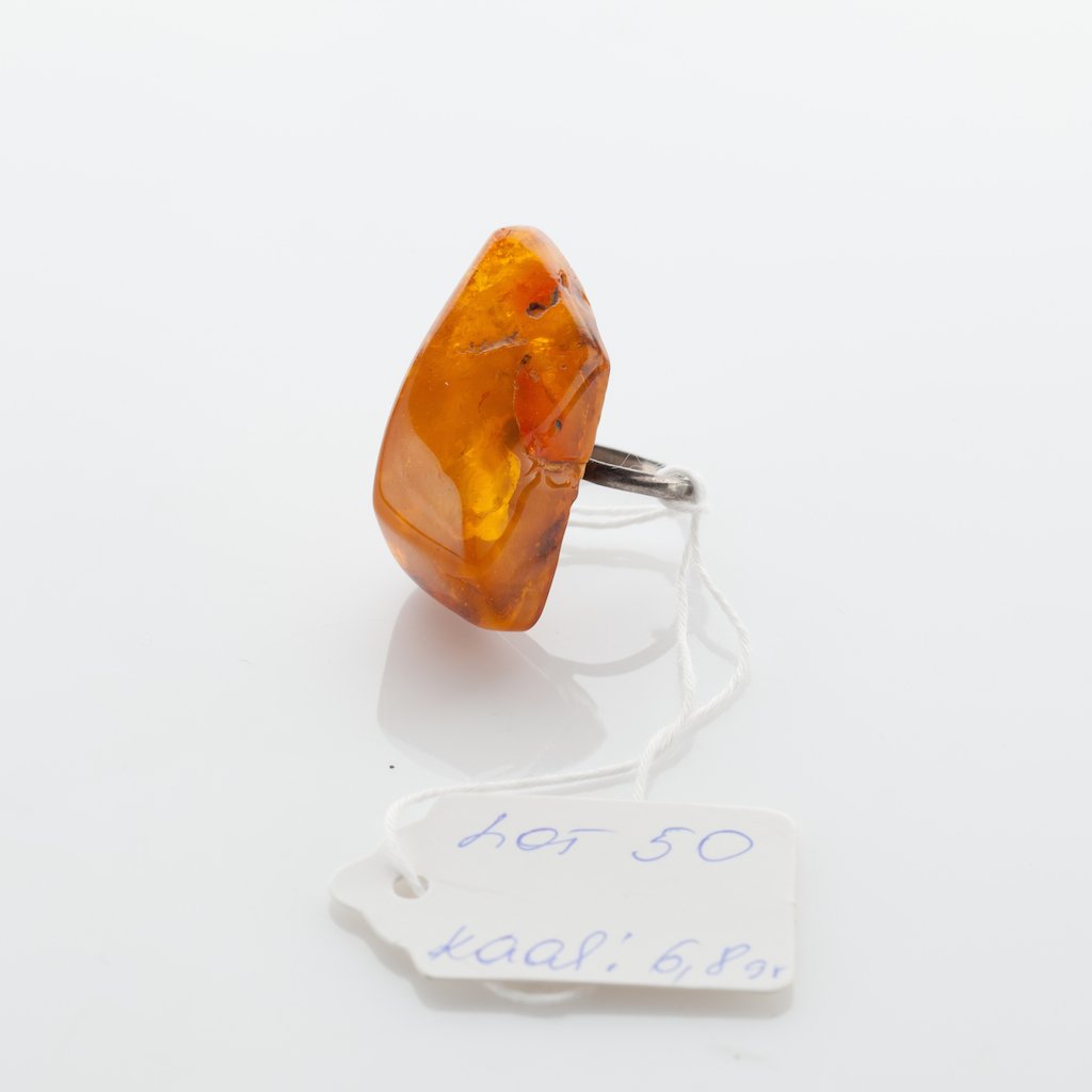 Natural Old Baltic Amber ring. — image 4