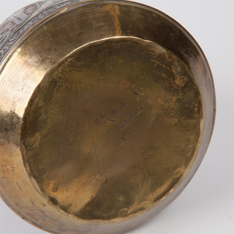 Arabic style vase. — image 3