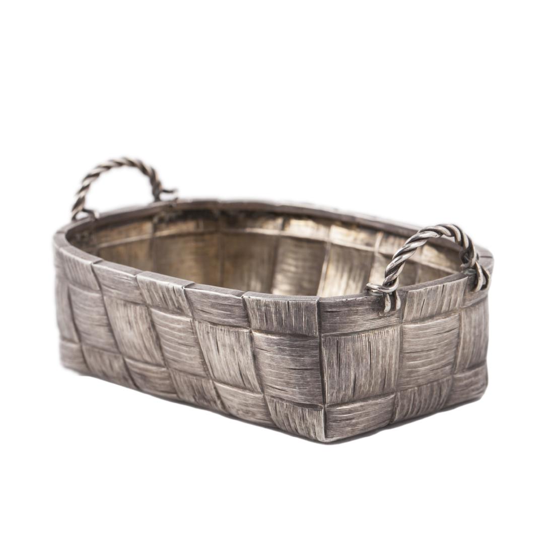 Trompe l'oeil silver decorative tray by Grachev — image 2