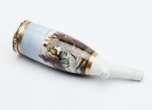 Tobacco-pipe with miniature. — image 1