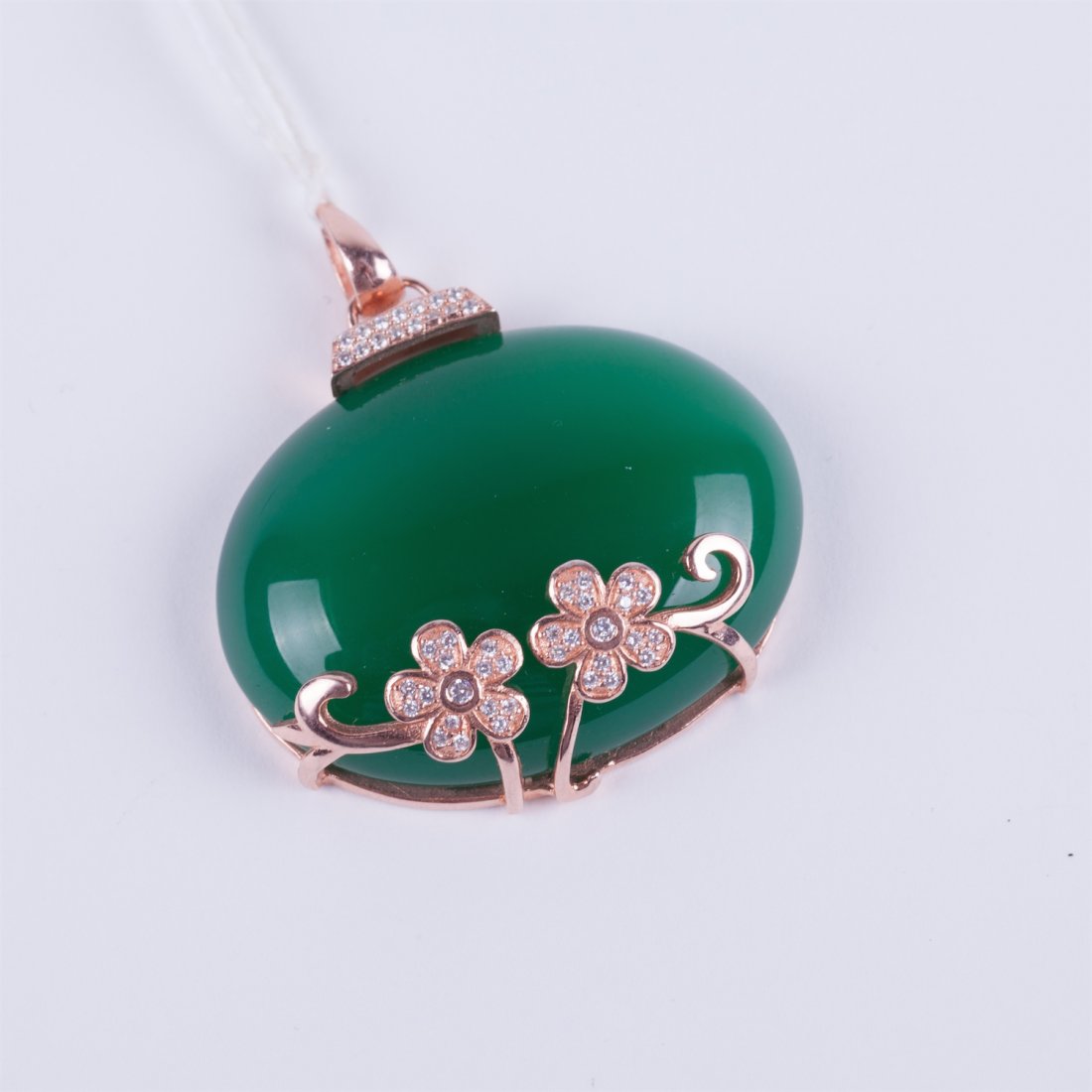 Aventurine pendant. — image 1