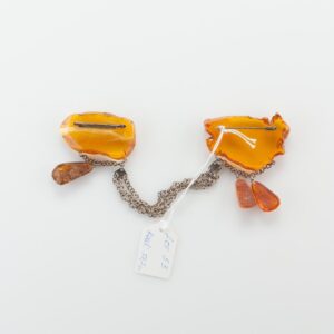 Natural Old Baltic Amber brooch. — image 1