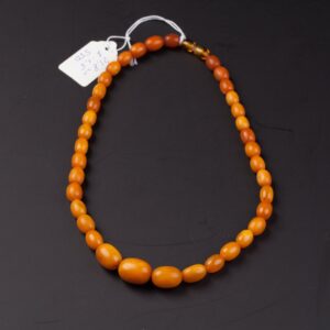 Antique amber necklace. — image 1