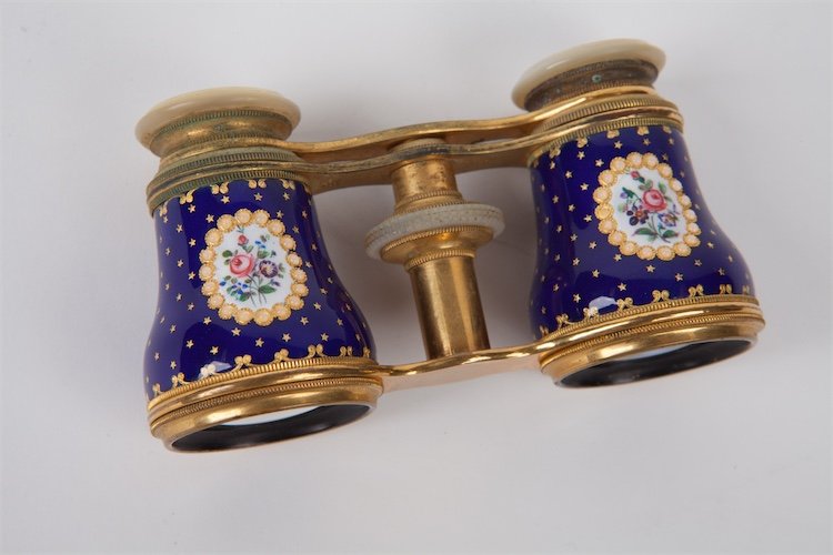 Enamel opera glasses. — image 2