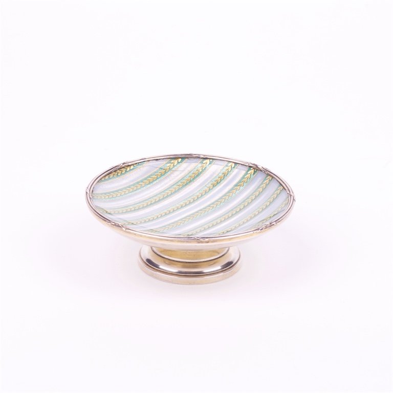 French silver vase on the legs. — image 1