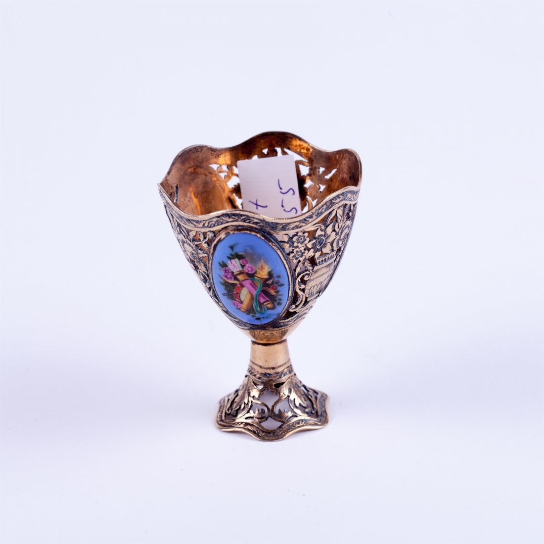 Silver stand for egg. — image 1