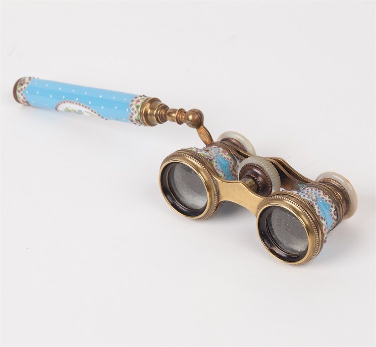 Enamel opera glasses. — image 1
