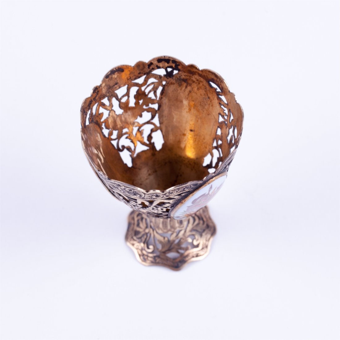 Silver stand for egg. — image 4
