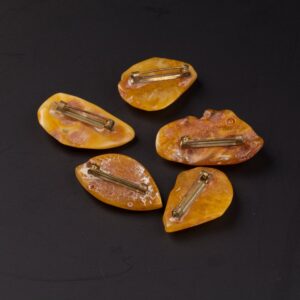 Set of antique amber brooches. — image 3