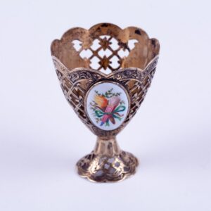 Silver stand for egg. — image 2