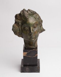 Woman bust “Dream” by Sergey Zelikson — image 1