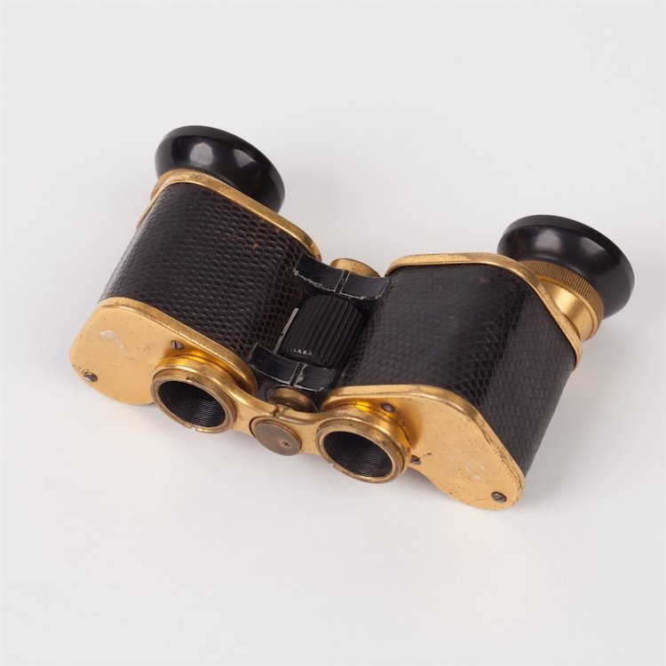 Opera glasses. 19th century. — image 2