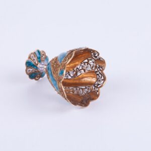 18K gold stand for egg with enamel. — image 3