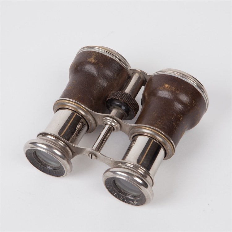 Opera glasses. 19th century. — image 2