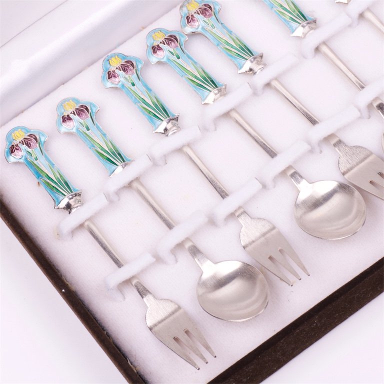 Set of 6 forks and 5 spoons with enamel. — image 3