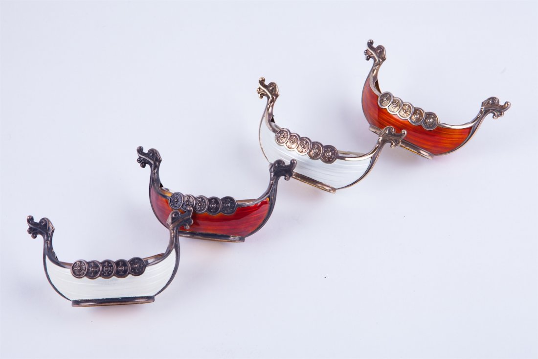 Norwegian silver salt cellars set of 4 pieces. — image 2