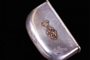 Silver and glass travel flask-transformer with two — image 4