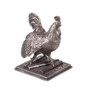 Unusual Russian casket in the shape of a rooster — image 1