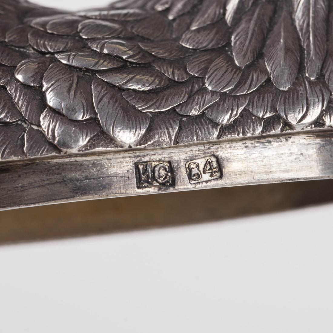 Unusual Russian casket in the shape of a rooster — image 9